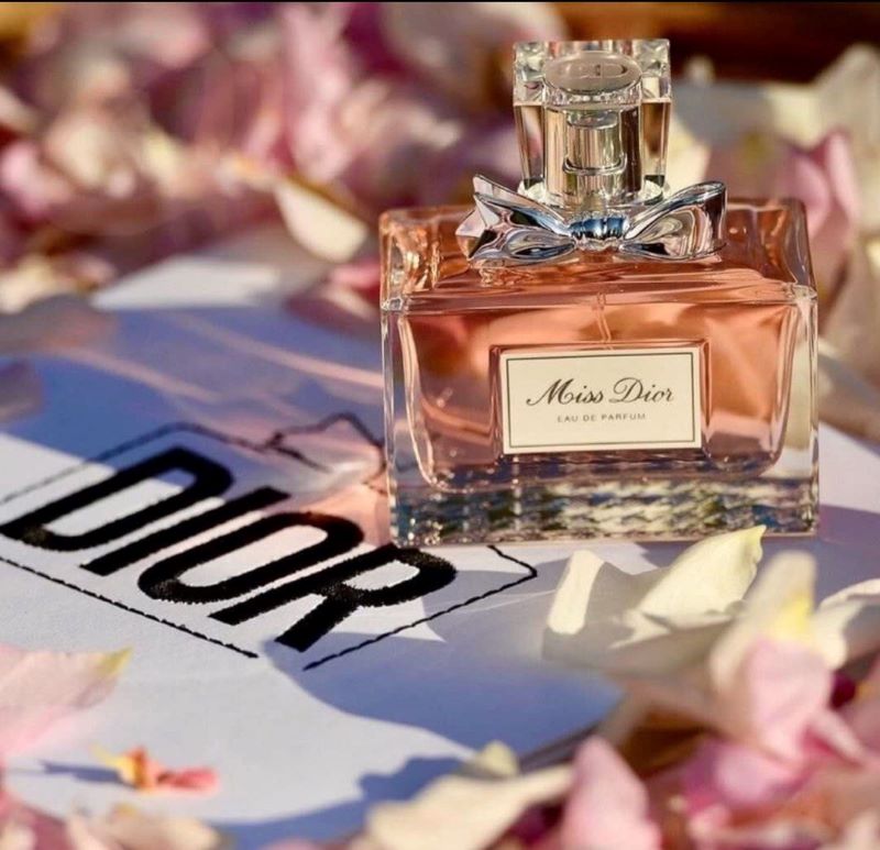 عطر میس دیور ا دو پارفوم - Miss Dior Eau de Parfum